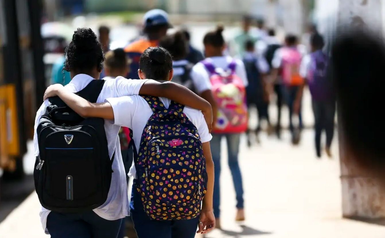 Estudante do Rio conquista vaga de Direito em Portugal com a nota do Enem