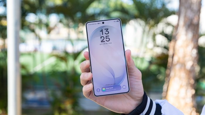 Sem inovação: Galaxy S27 pode chegar com a mesma tecnologia de tela do S26