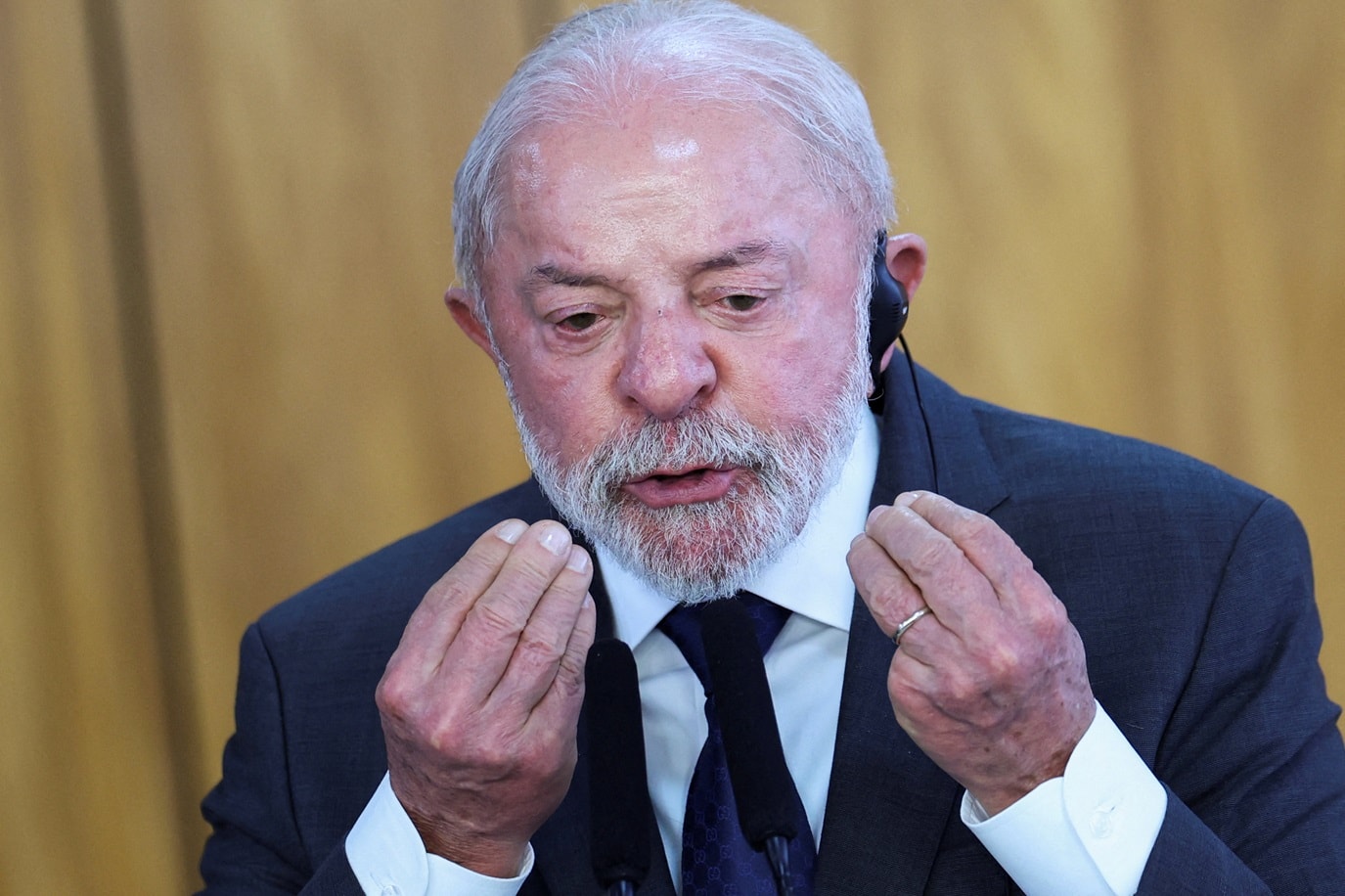 Lula reclama de compra de navios chineses pela Vale