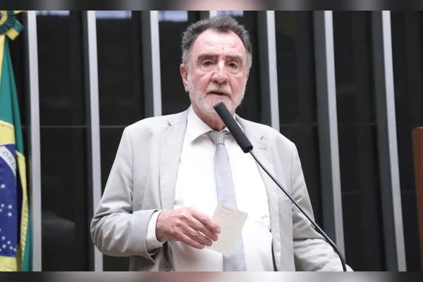 Disputa na esquerda: Kalil desidrata campanha de Patrus em Minas