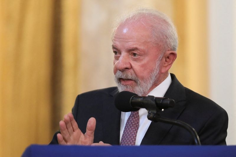 Lula destaca mulheres militares e defende recursos para “preparar o país”