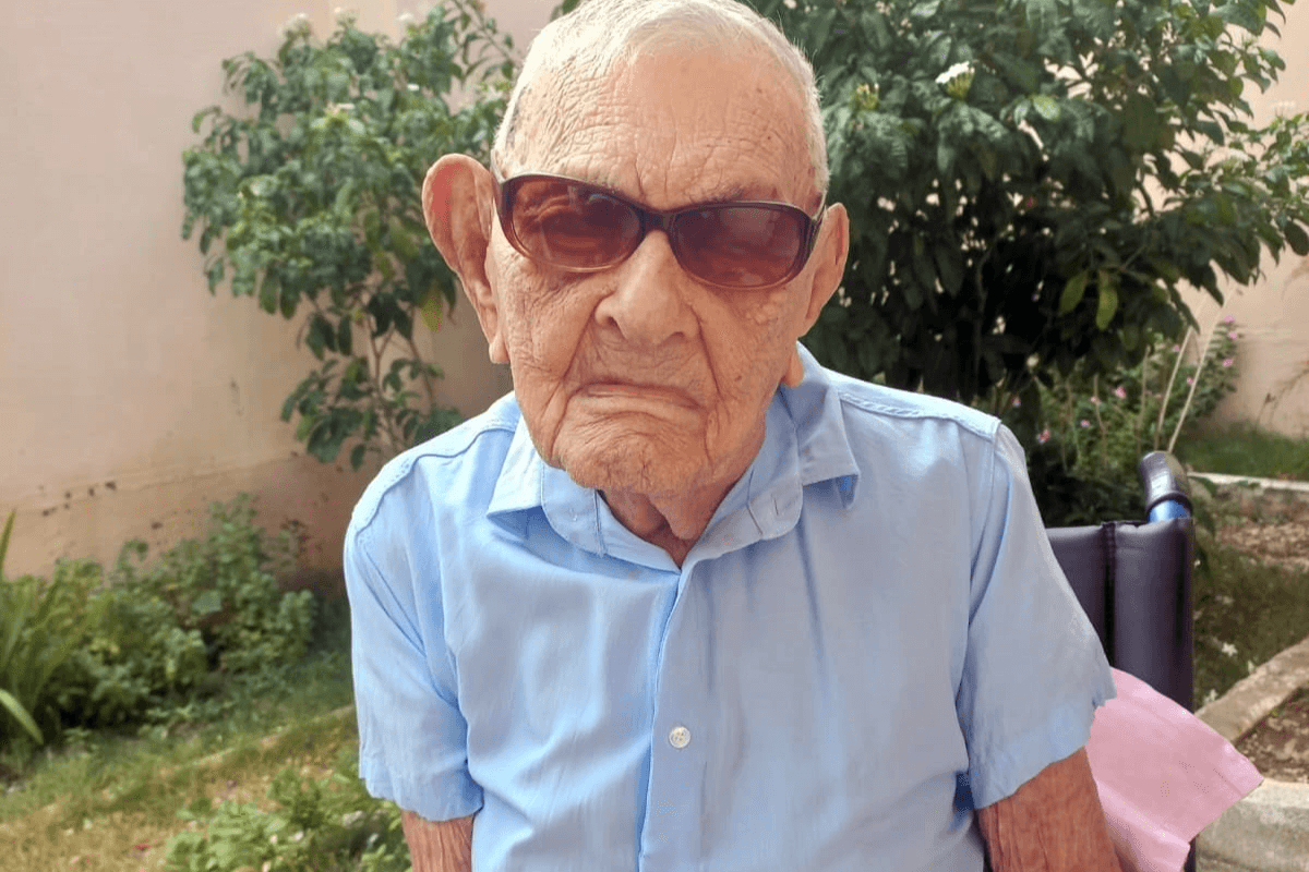 Homem mais velho do mundo, cearense celebra 114 anos ao lado da família