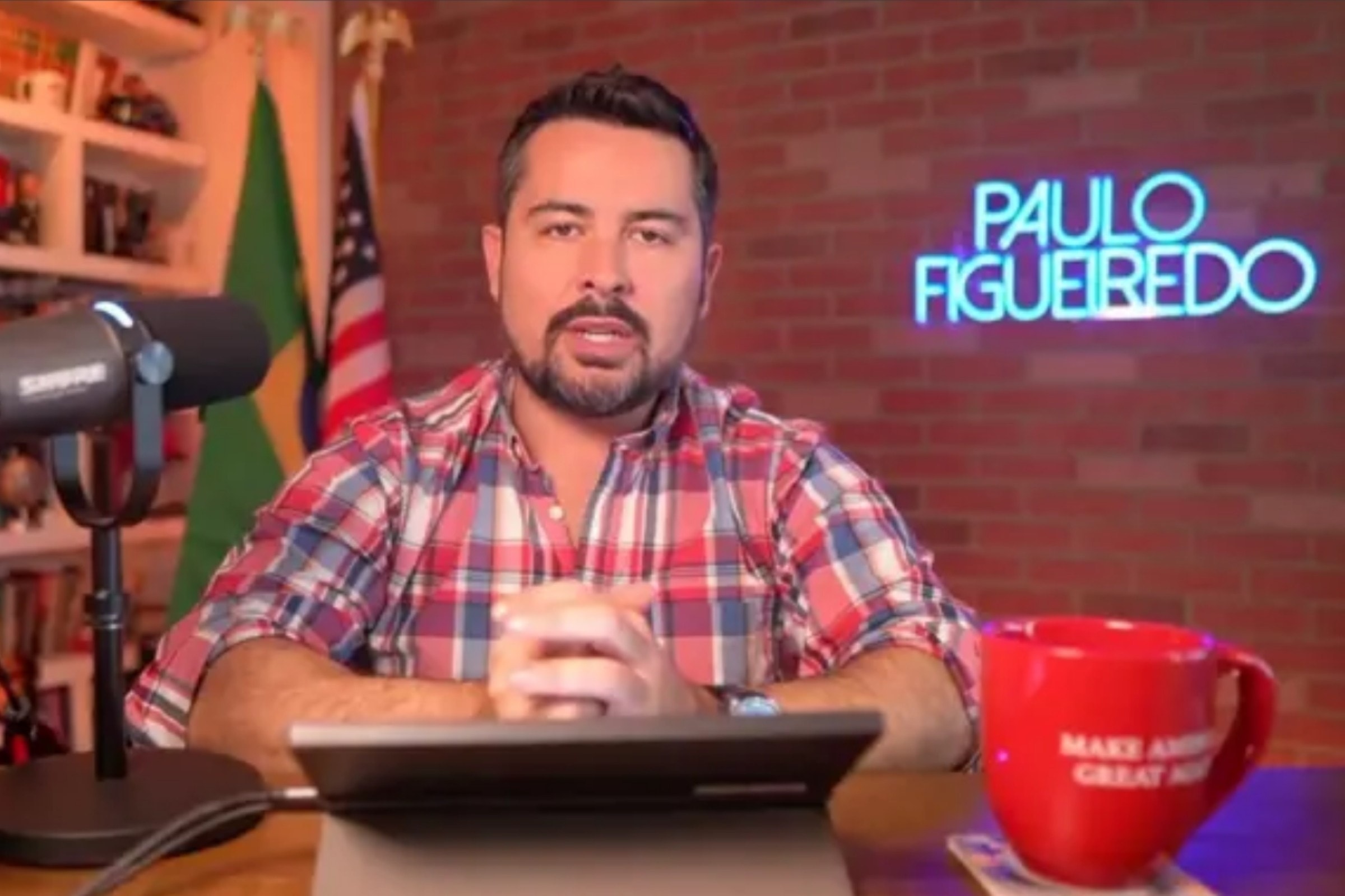 MJ cobra EUA por informações sobre carta rogatória a Paulo Figueiredo