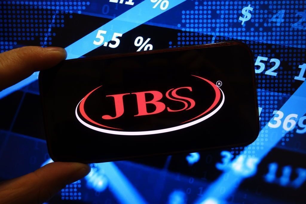 Santander rebaixa recomendação da JBS para neutral