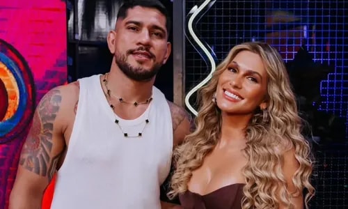 Lívia Andrade termina relacionamento com campeão de MMA