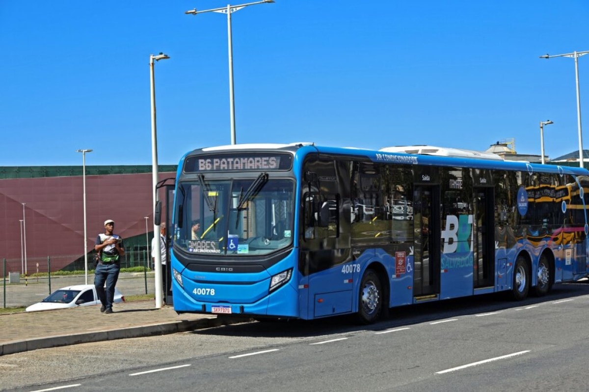 Prefeitura de Salvador determina liberação de todos os ônibus após cobrança