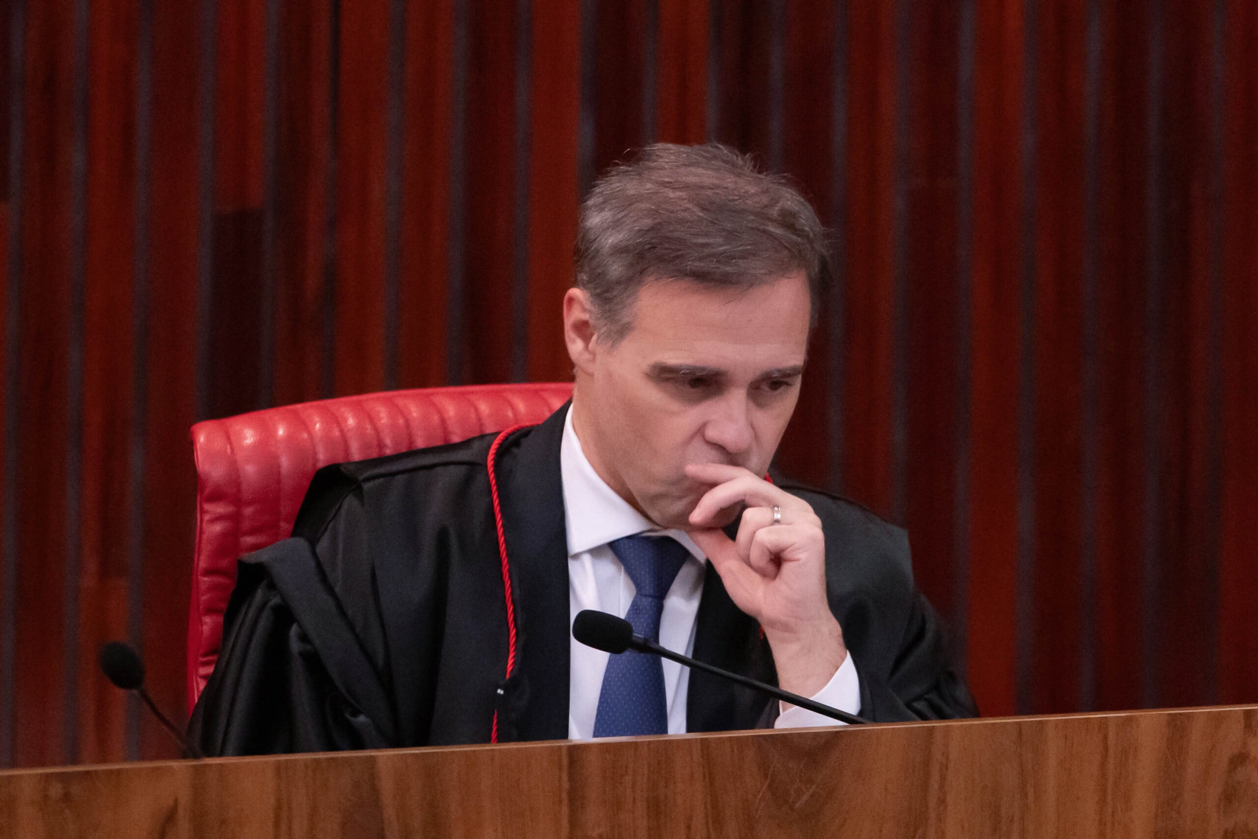 Mendonça é relator de ação sobre quebra de sigilo enviada por Lula ao TSE