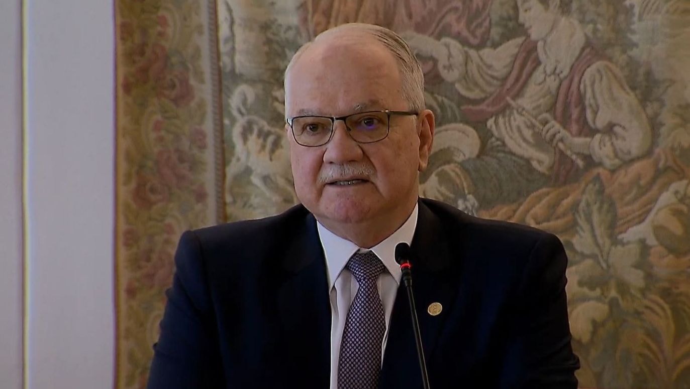 Após CPI, Fachin repudia pedido de indiciamento de ministros do STF
