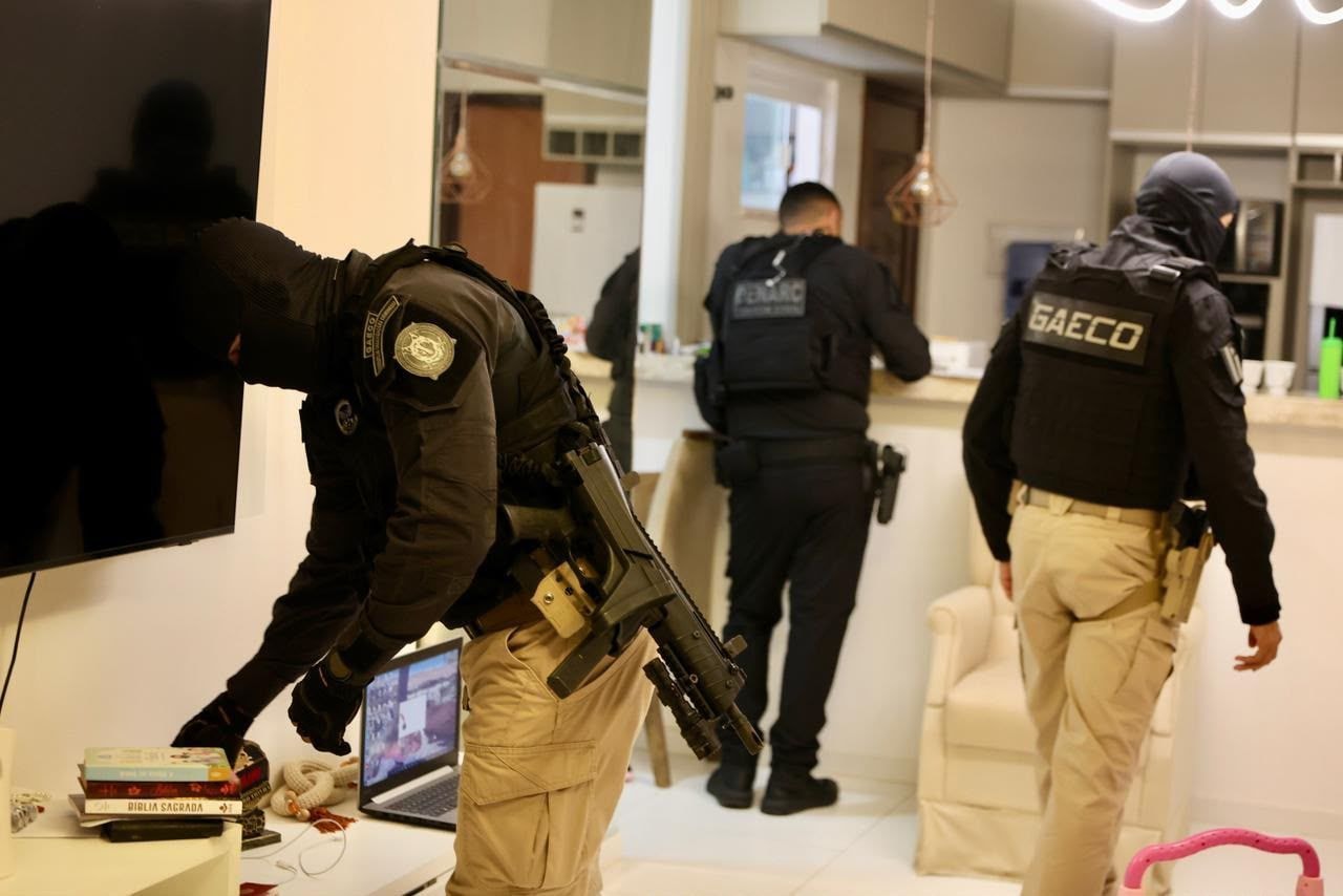 Seis policiais são denunciados por mortes em operação na Bahia
