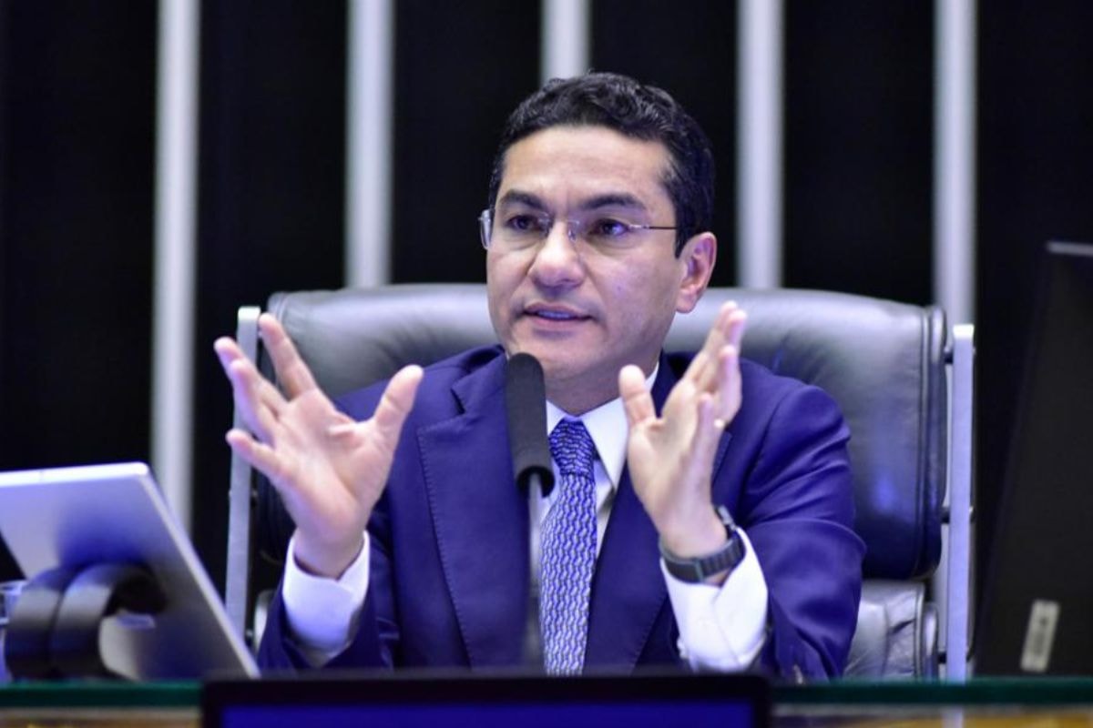 Cleitinho pediu desculpas para ser candidato, diz Republicanos