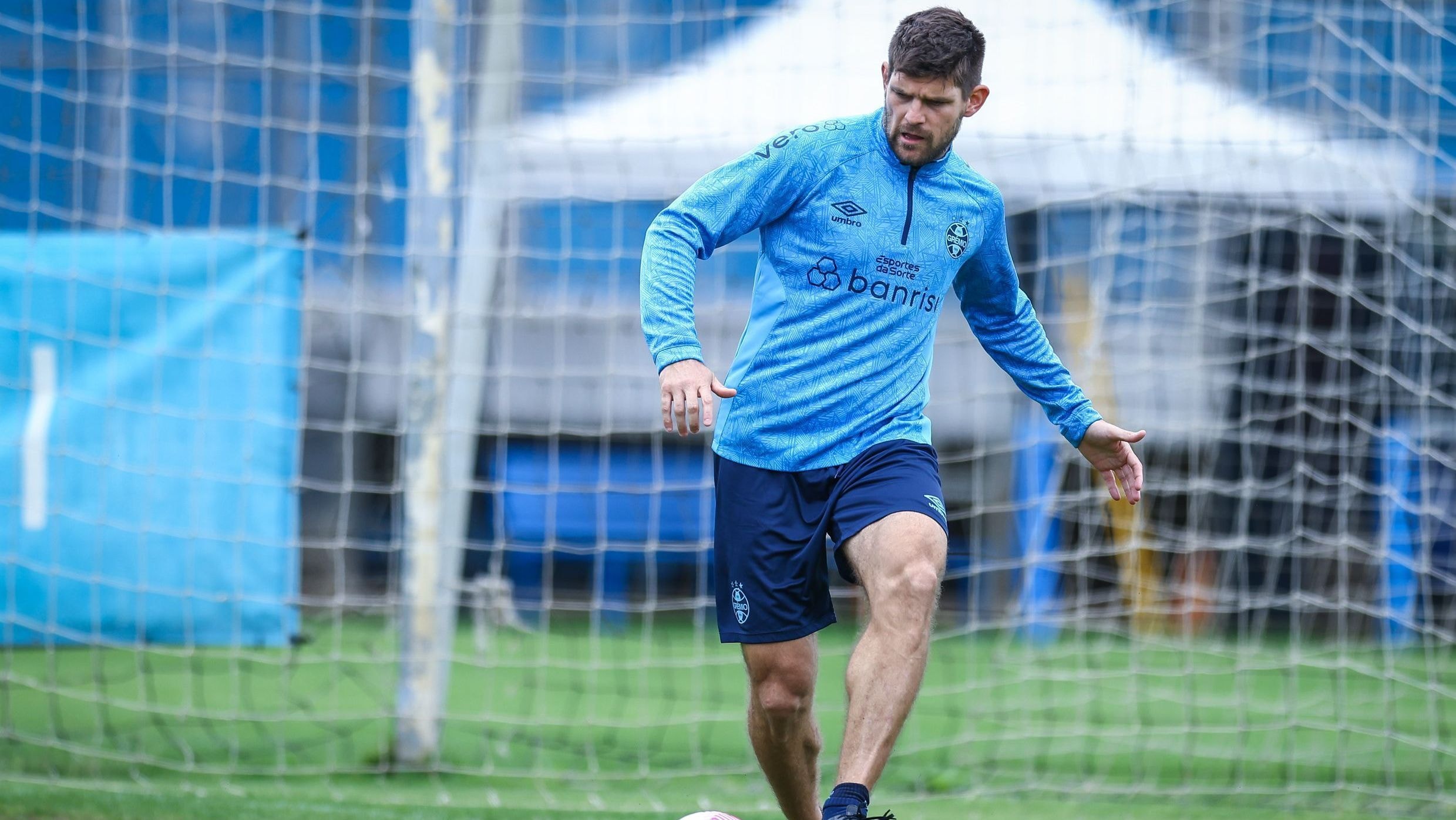 Luís Castro lamenta desempenho do Grêmio como visitante no Brasileirão