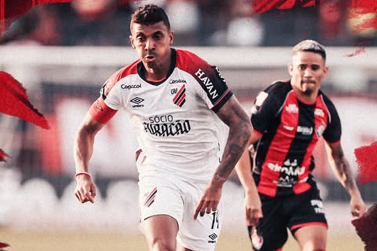 Brasileirão: no Barradão, Vitória e Athletico-PR empatam em 1 x 1