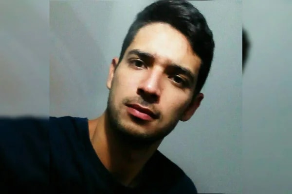 Justiça vê indícios de crime e manda a júri assassino de professor