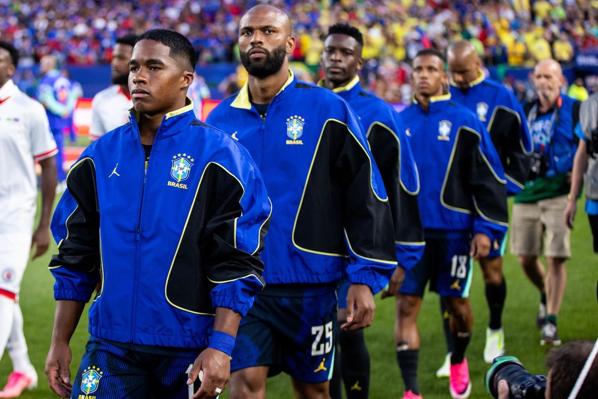 Copa: último lugar onde o Brasil ainda s une (Roberto Caminha Filho)