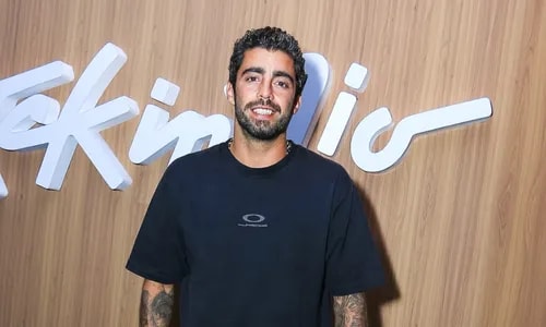 Solteiro, Pedro Scooby curte o Rock in Rio em meio à briga judicial