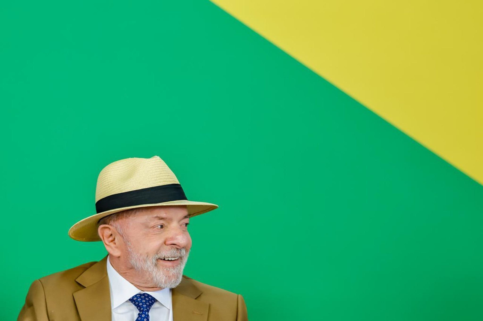 Caiado critica “bravatas” de Lula contra os EUA: “Coisa de homem frouxo”