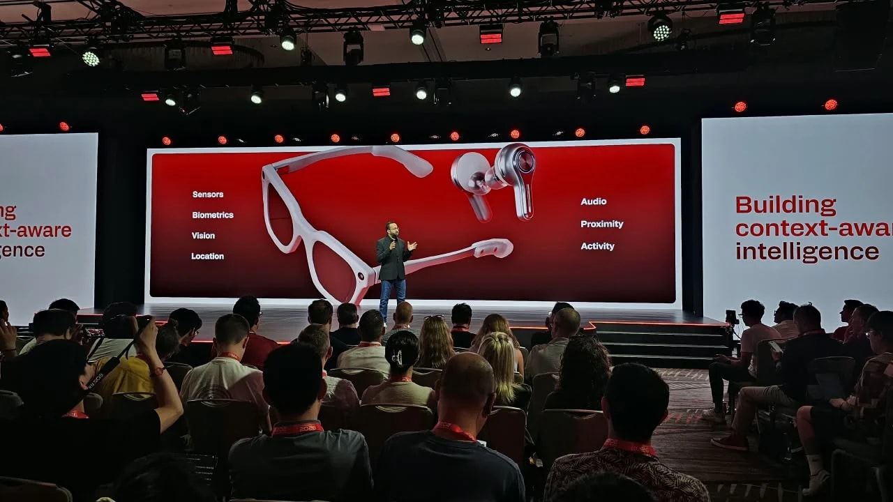 Novo Snapdragon abre caminho para fones com câmera, tradução em tempo real e IA