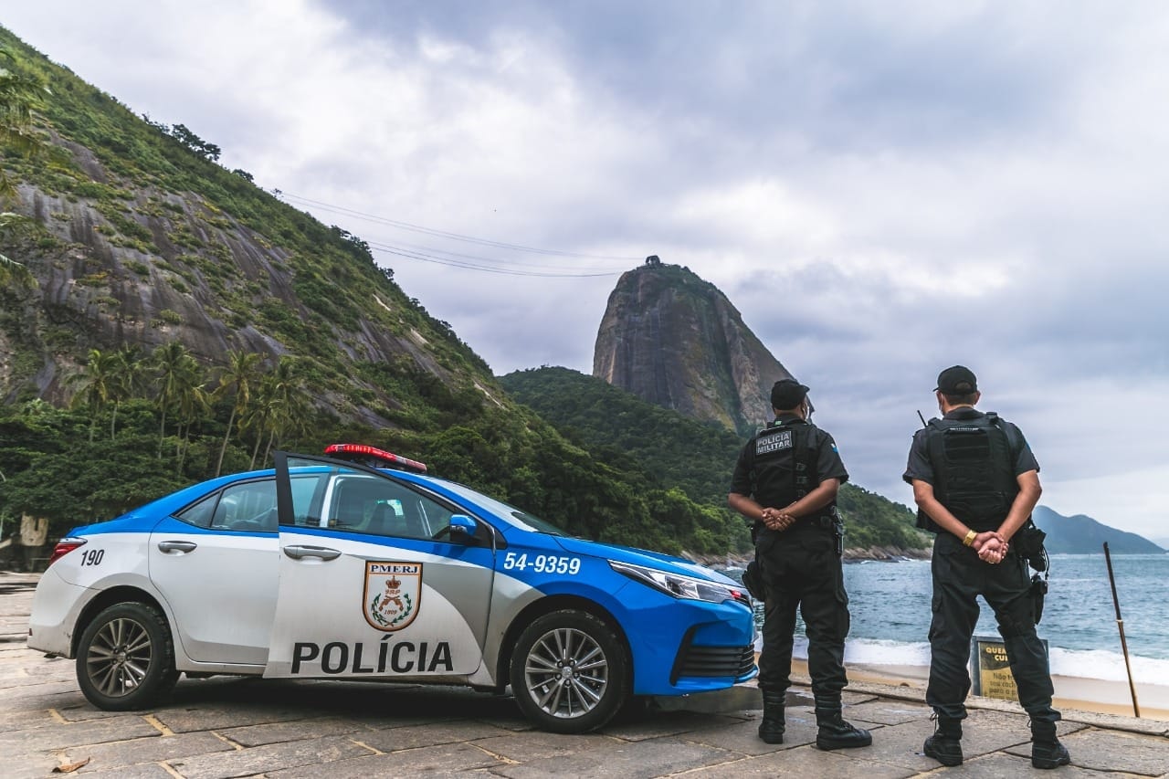 Operação mira grupo de roubos com veículos clonados no RJ