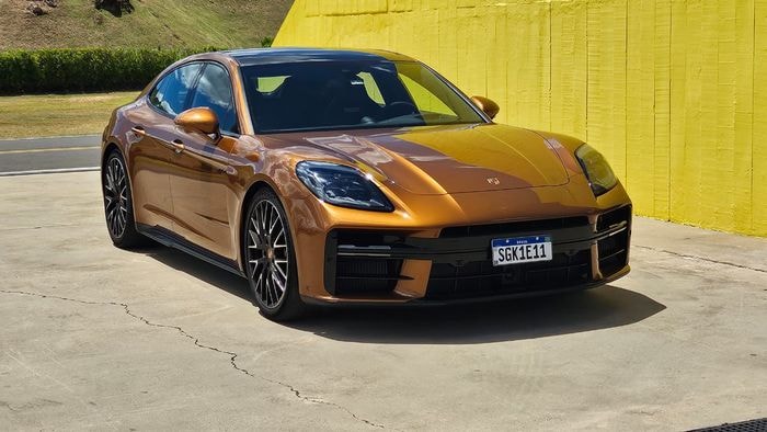 e-ink: como funciona a "tinta digital" criada pela Porsche