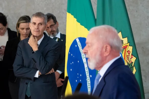 Secom de Lula diz à Câmara que propagandas passarão pelo TSE no defeso