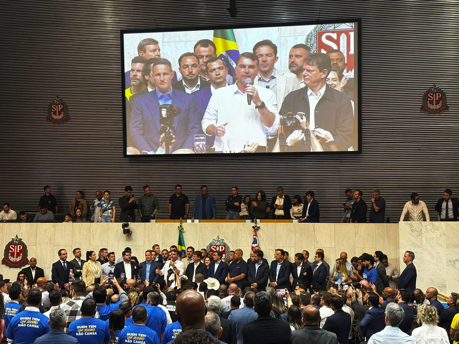 Antes da economia, direita escolheu redução da maioridade penal para abrir a campanha