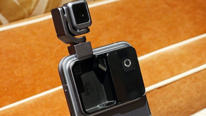 "Celular robô" chega em agosto, diz leaker; saiba o que esperar