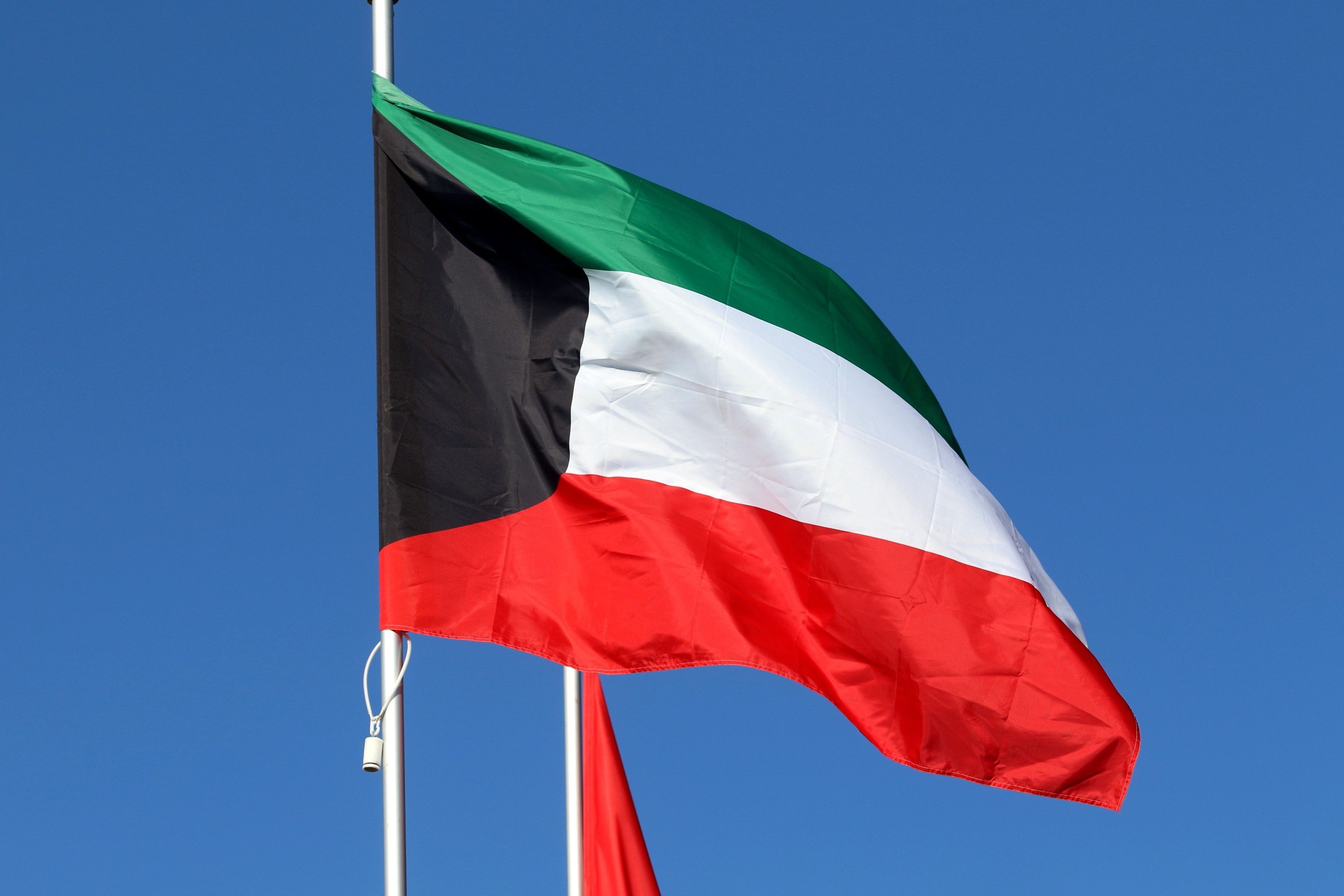Reino Unido mantém operação perto de base dos EUA após 5 prisões