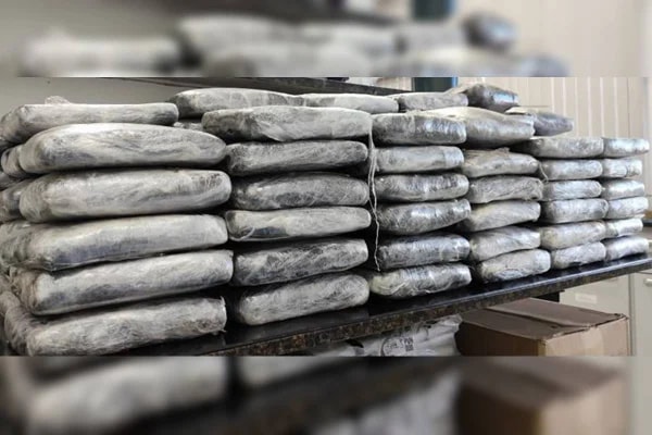 Maconha escondida em ar-condicionado revela tráfico internacional