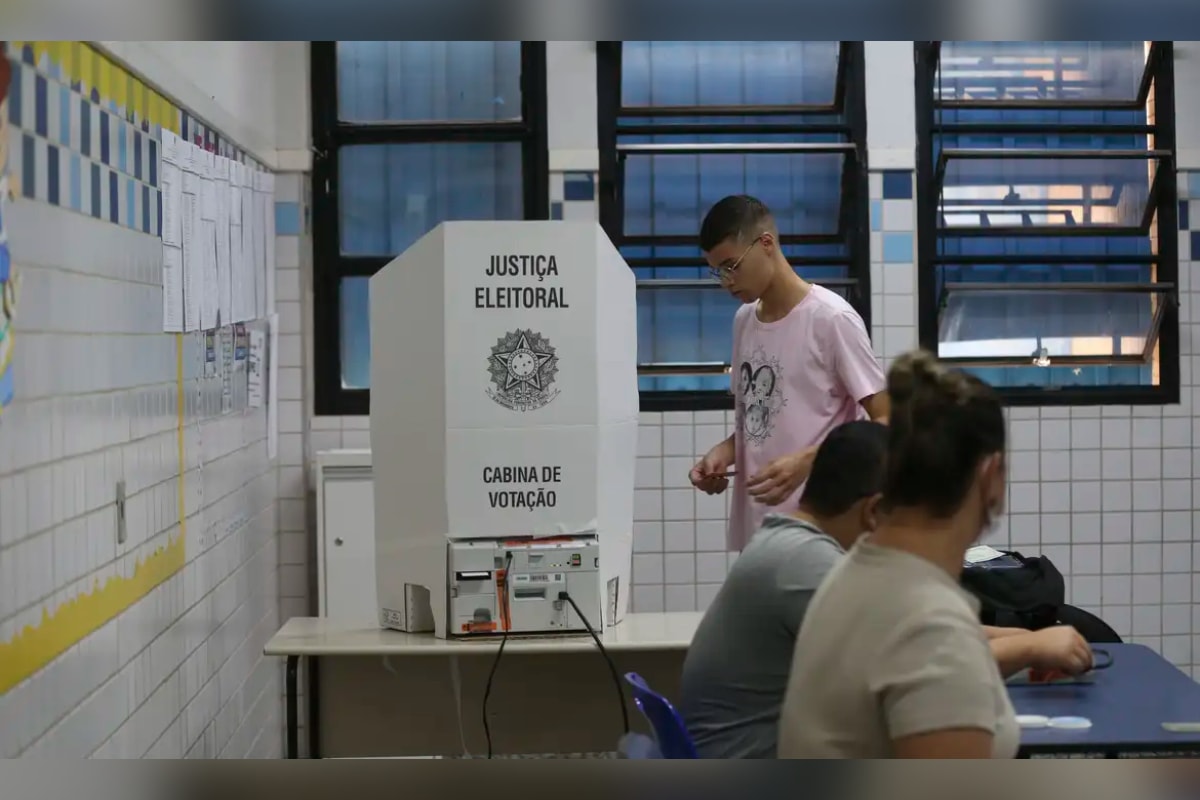 Brasil, ontem e hoje (por André Gustavo Stumpf)