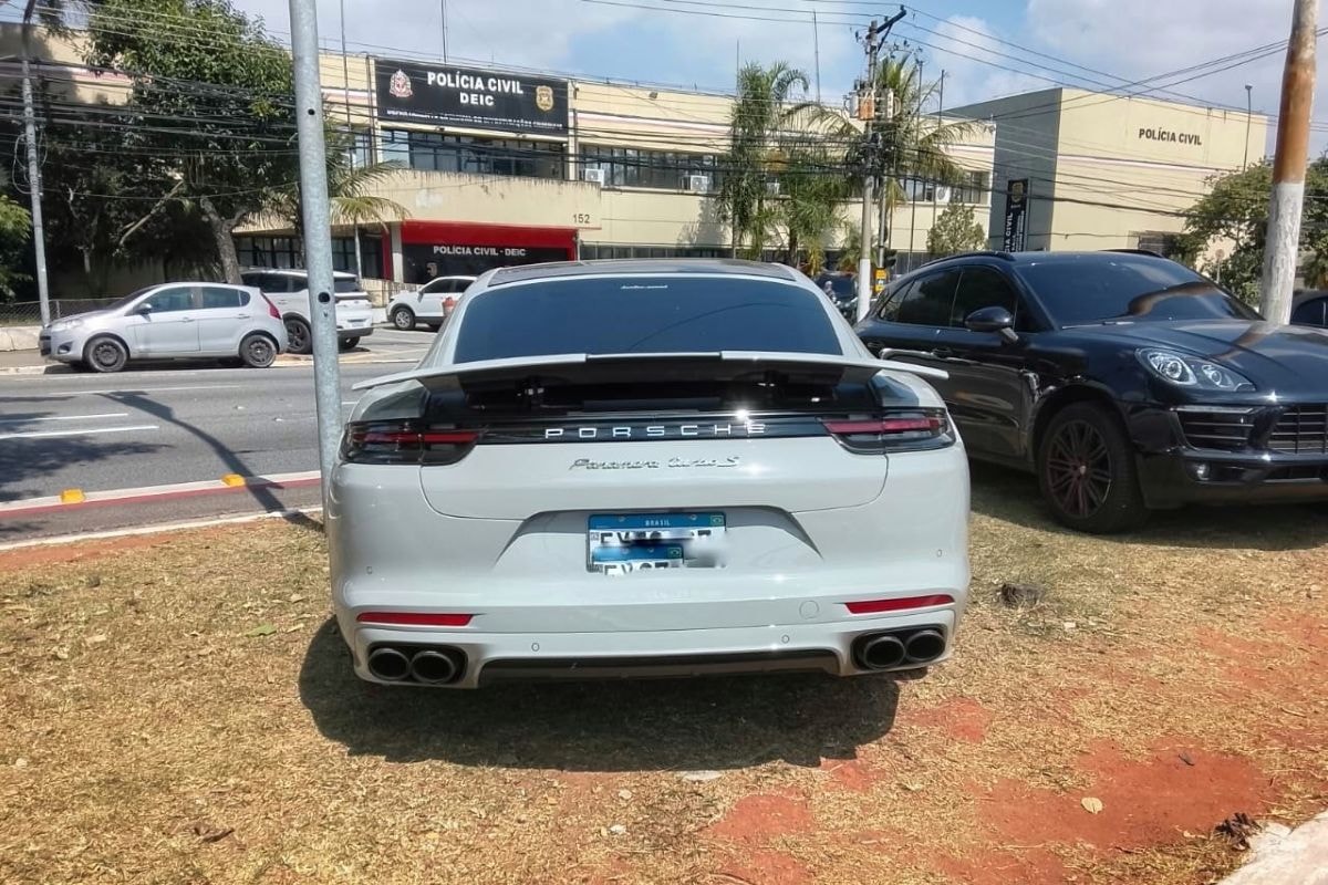 Polícia prende 3 por fraude bancária de R$ 14 milhões