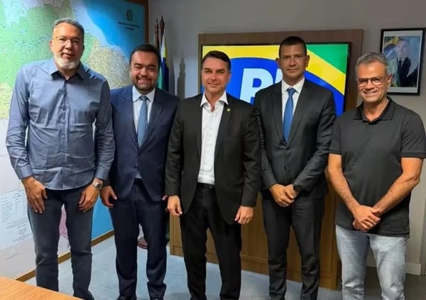 Rio: Flávio trava escolha do substituto de Castro e fragiliza palanque