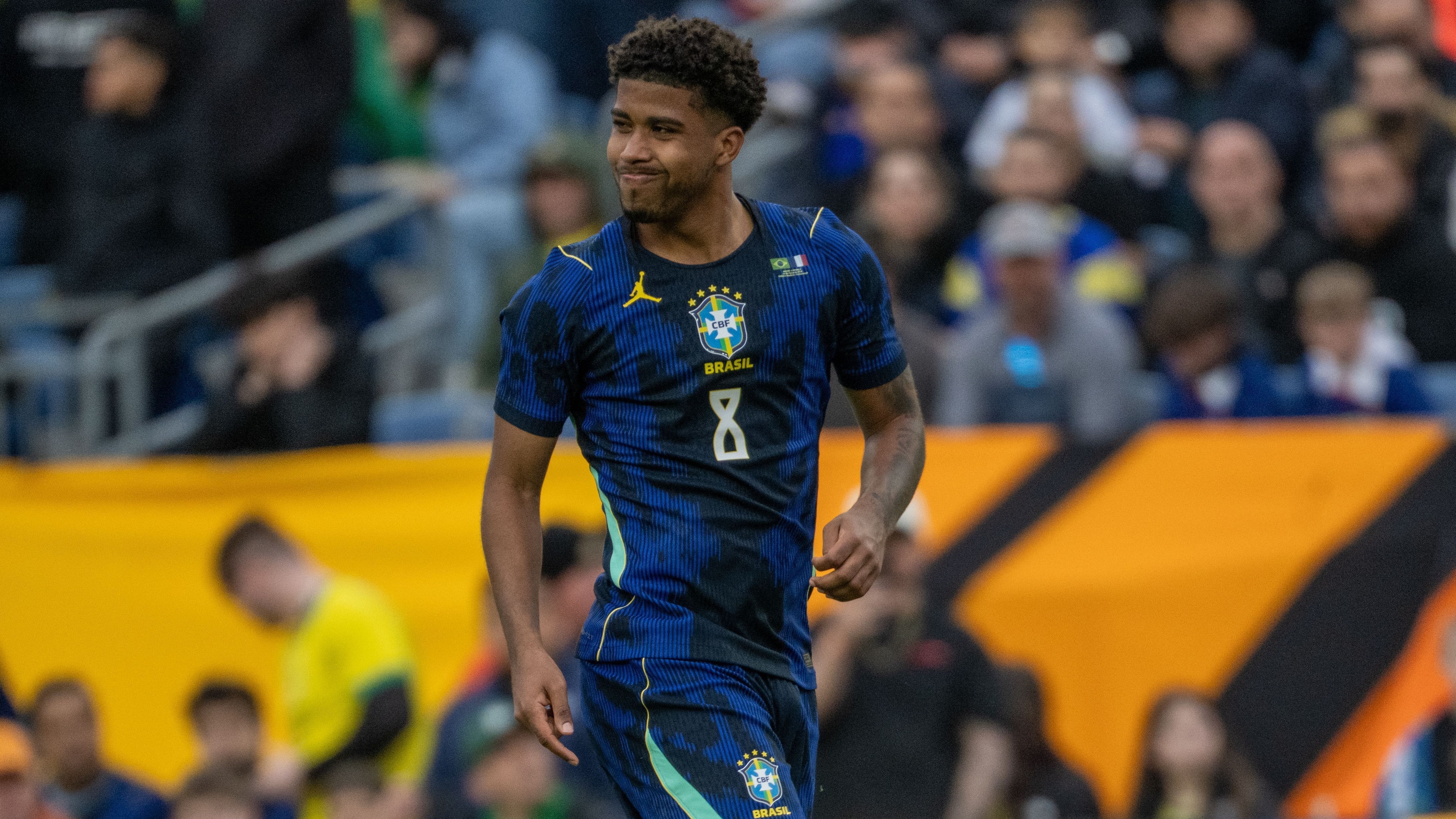 Alvo de gigante inglês, Bruno Guimarães pede para deixar Newcastle