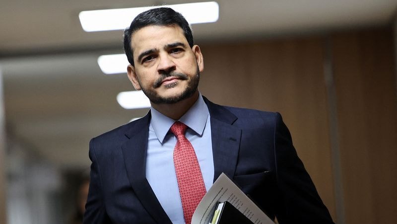 Banner em congresso do PT defende volta de Maduro à Venezuela