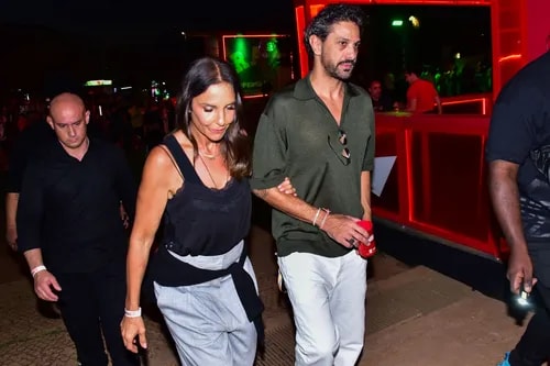 Ivete Sangalo chega acompanhada do novo namorado no Fortal; FOTOS