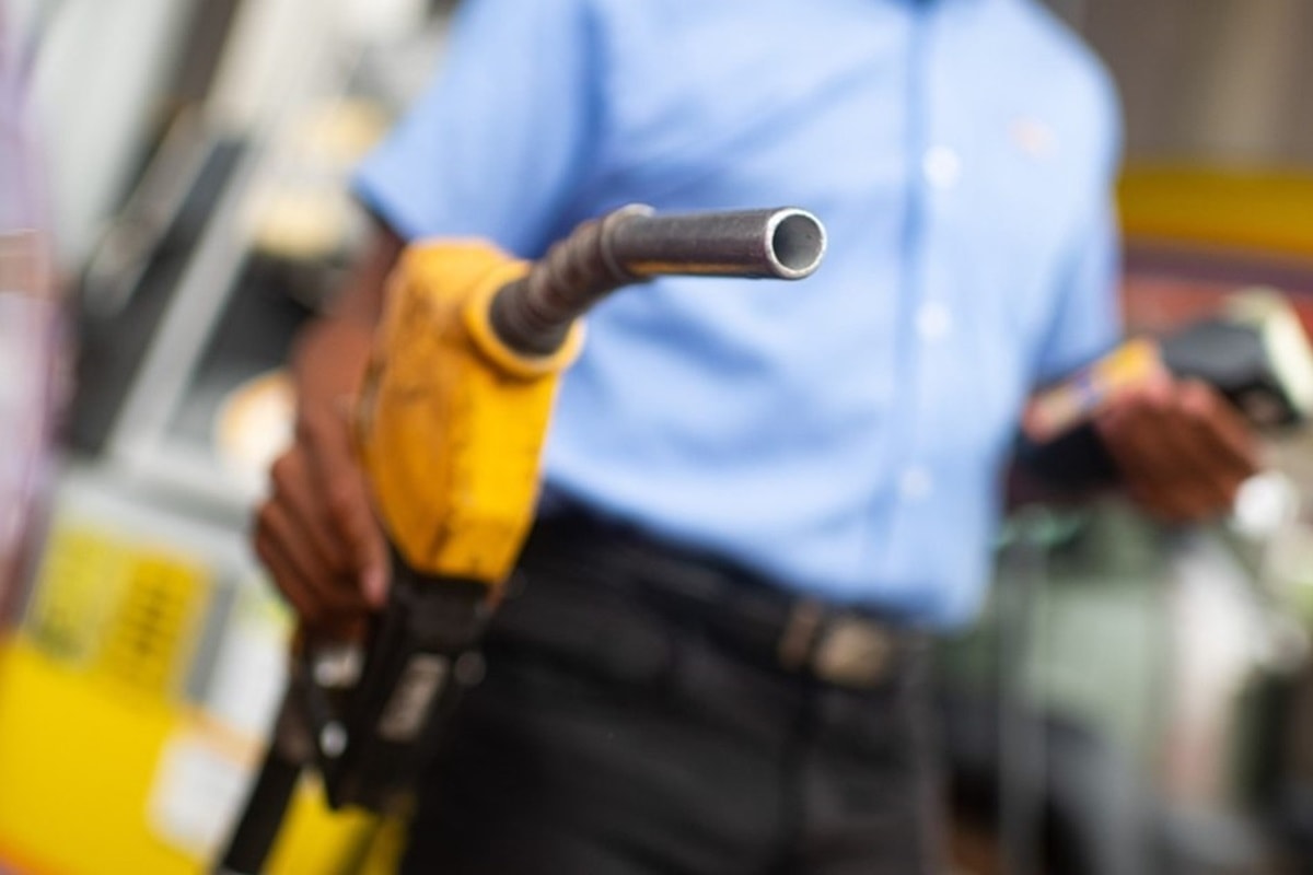 Diesel: governo prorroga subsídio de R$ 1,12 por litro até dezembro