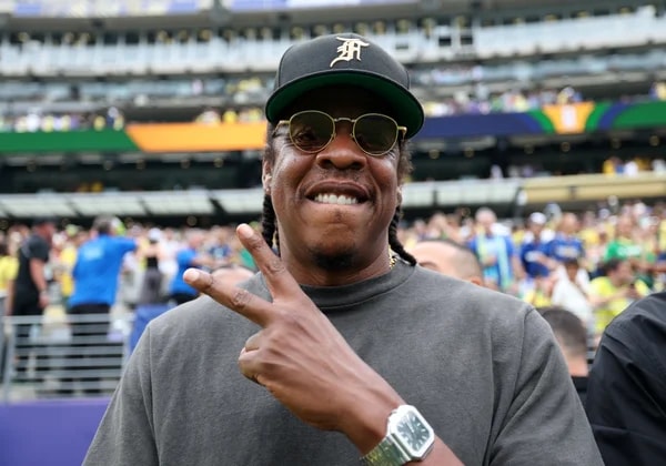 Mulher volta atrás em acusação de estupro contra Jay-Z: “Nunca conheci”