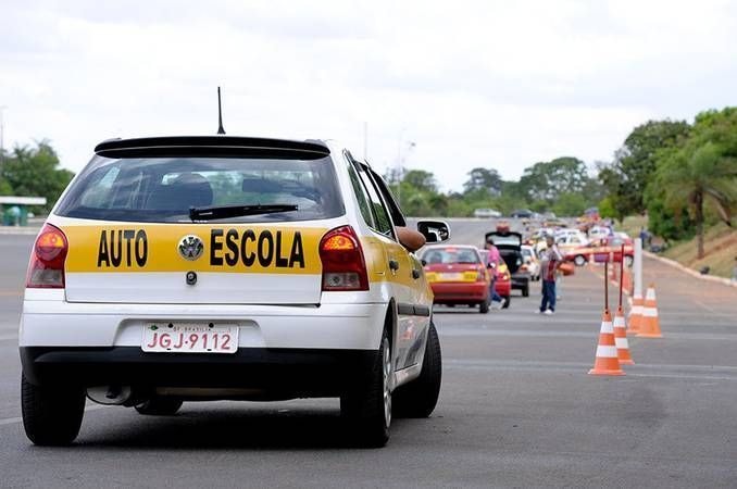 Candidatos poderão fazer exame de direção com veículo próprio em SP