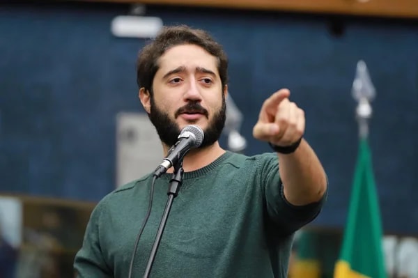 Depois de Pacheco e Marília, PT encontra resistência de Patrus em MG