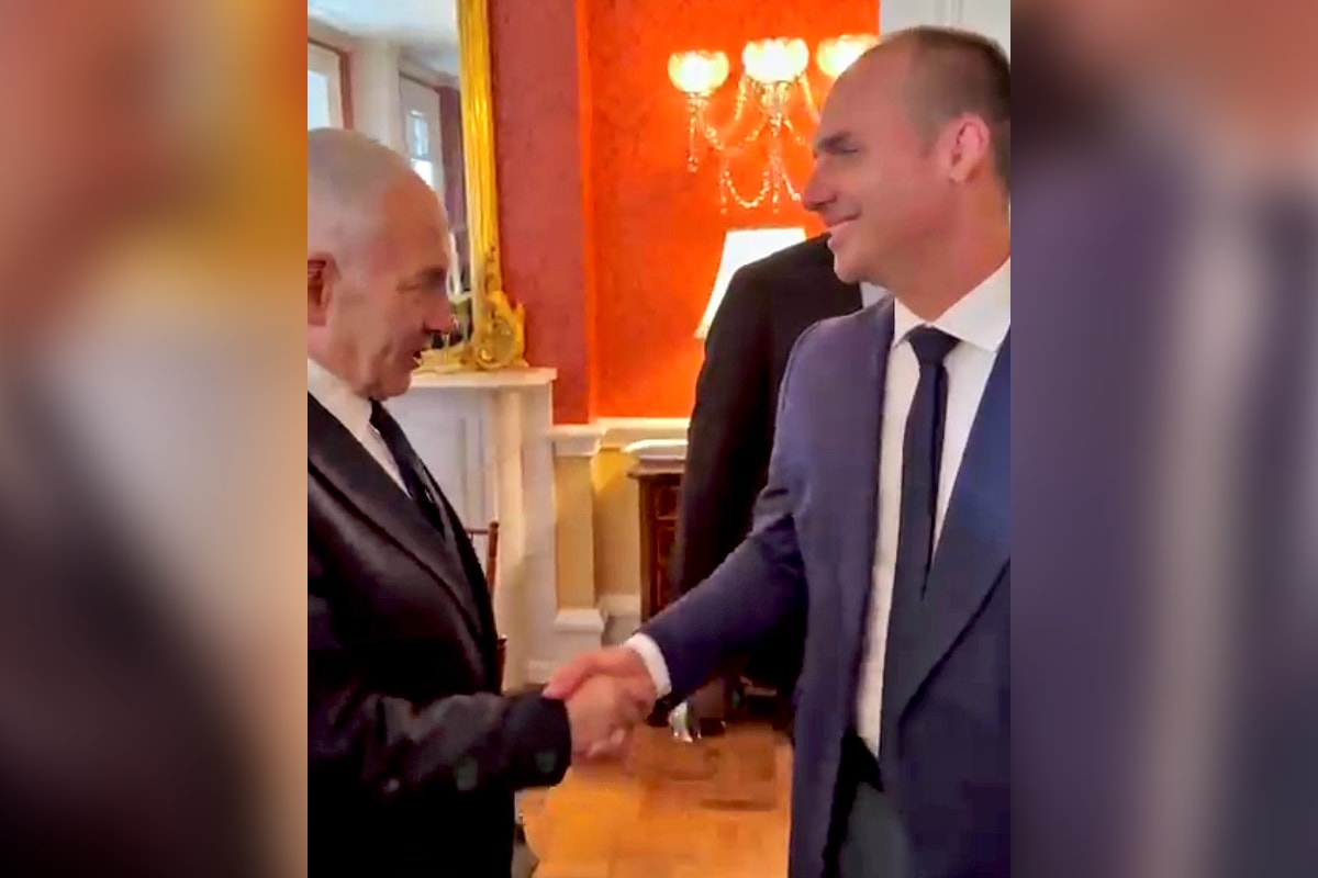 Eduardo Bolsonaro encontra Netanyahu em reunião de evangélicos nos EUA