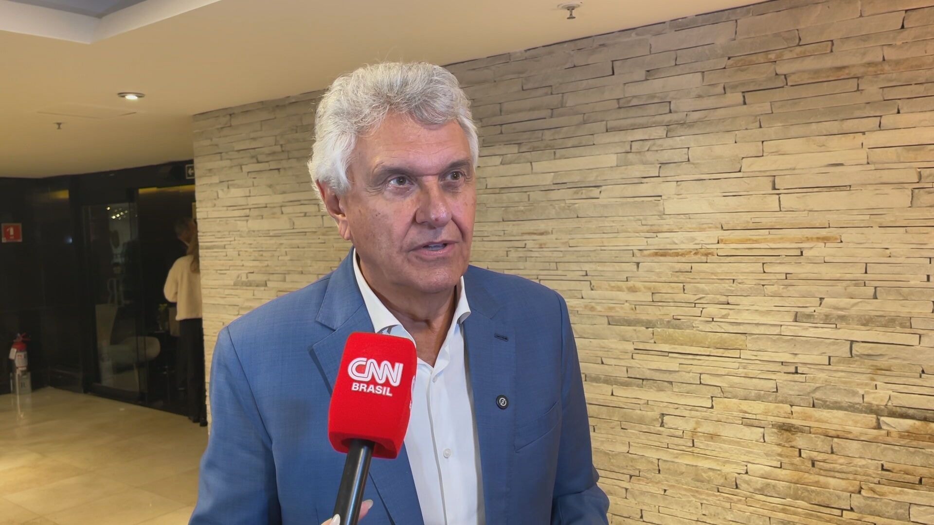 PSDB de SP manifesta apoio à pré-candidatura de Aécio Neves ao Planalto