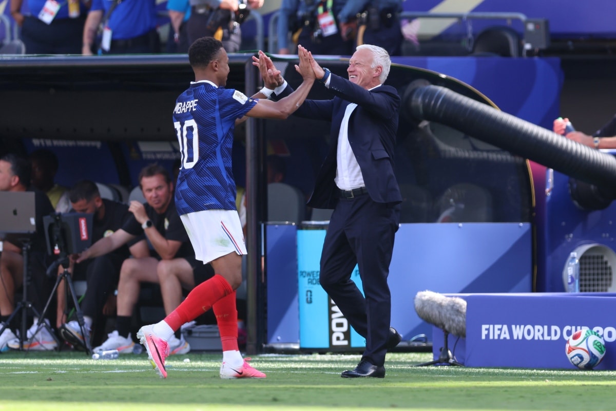 Com Mbappé, França divulga escalação para enfrentar o Paraguai na Copa