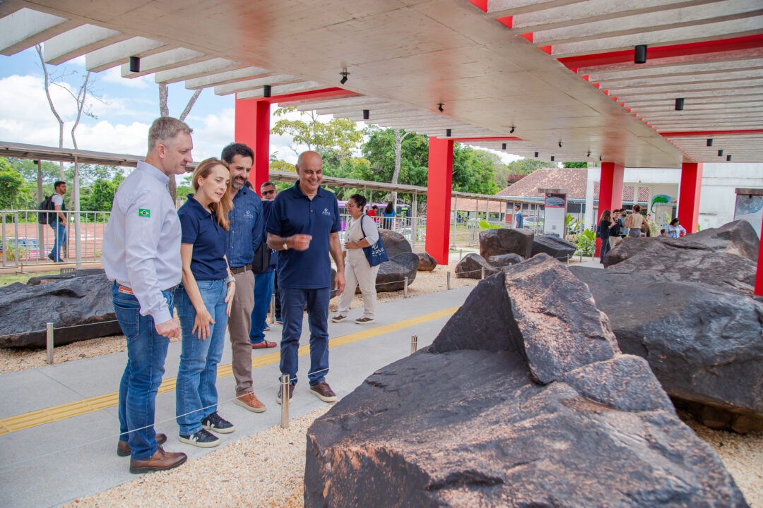 Jirau Energia e UNIR inauguram espaço com gravuras rupestres e lançam acervo digital