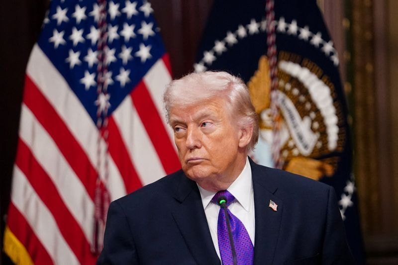 Líder supremo do Irã diz que assinatura de Trump “não vale nada”