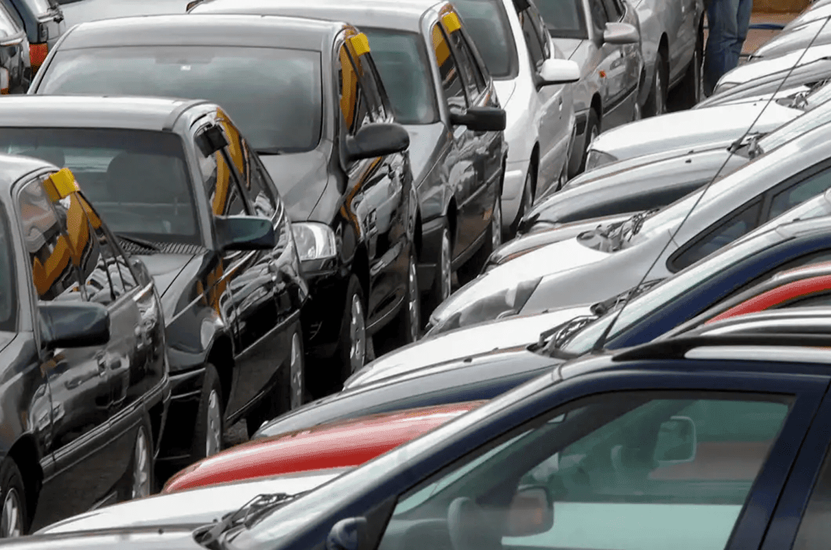 MG financia 340 mil veículos e setor tem melhor semestre da história