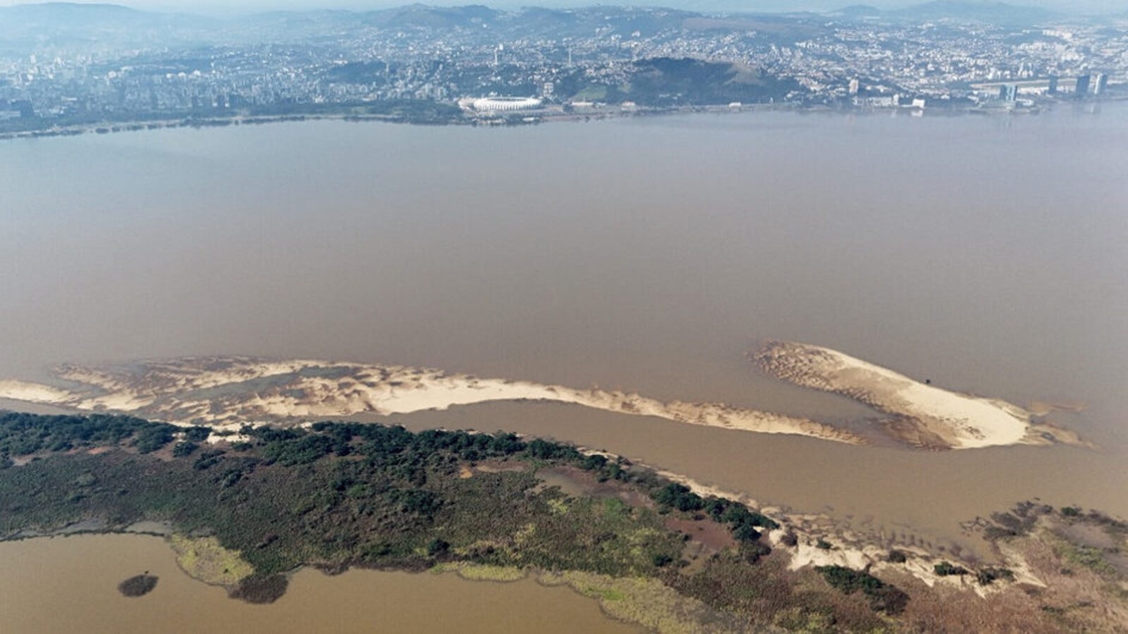 RS: Guaíba atinge cota de alerta e 6 rios seguem em nível de inundação
