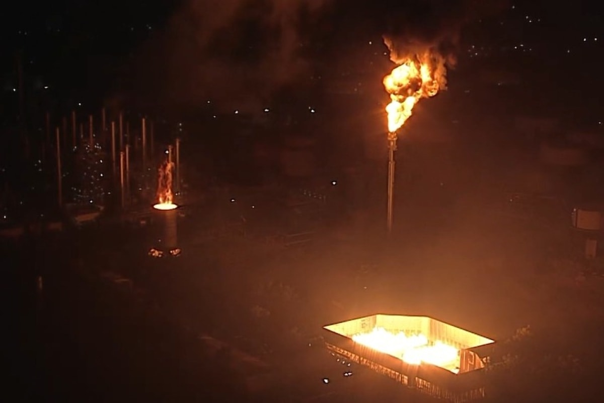 Pólo Petroquímico do ABC tem foco anormal de fogo após queda de energia