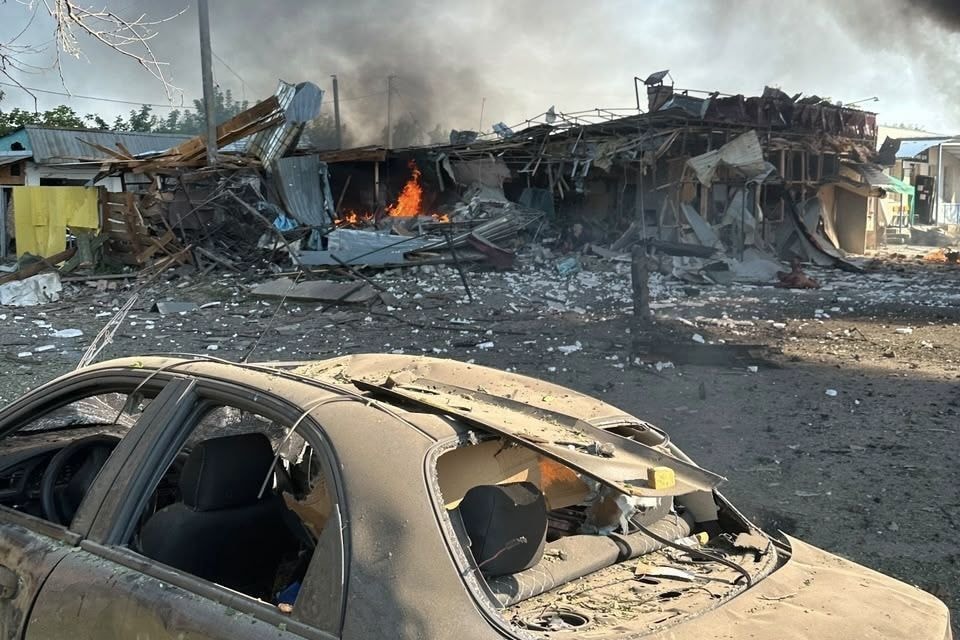 Ucrânia lança grande ataque com drones contra a Rússia