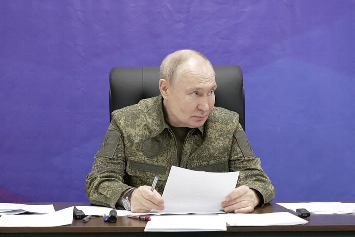 Putin amplia limite de efetivo das Forças Armadas russas para 2,44 milhões