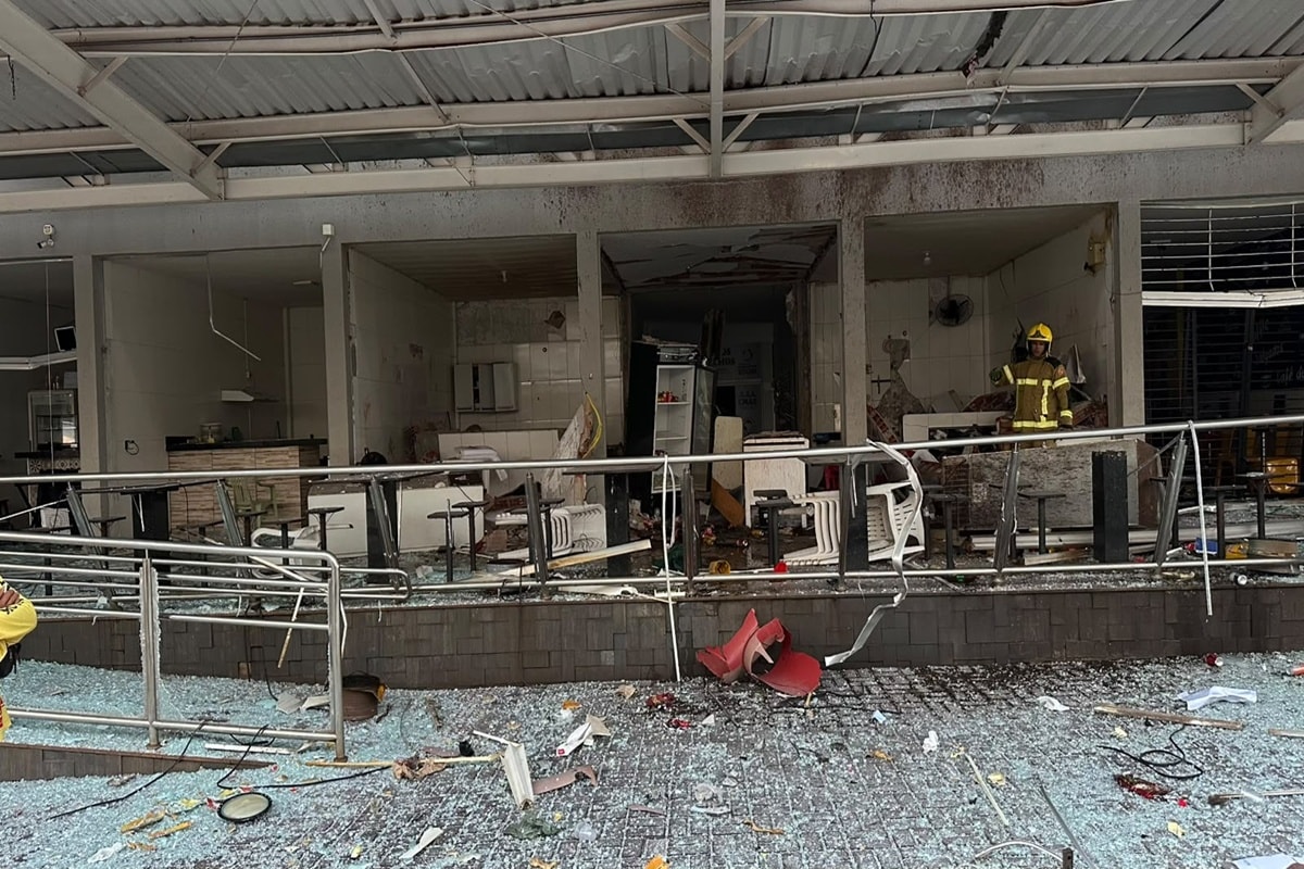 Três pessoas ficam feridas após explosões em boxes de rodoviária no GO