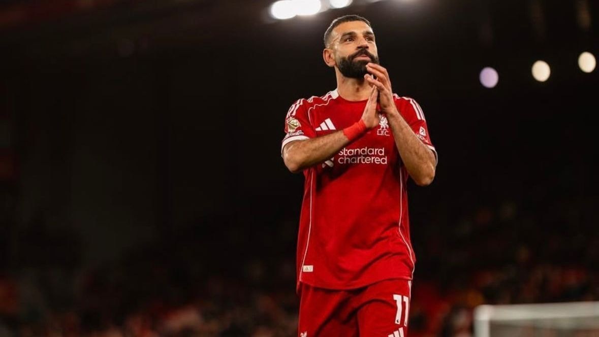 Técnico do Liverpool atualiza situação de goleiro da Seleção Brasileira